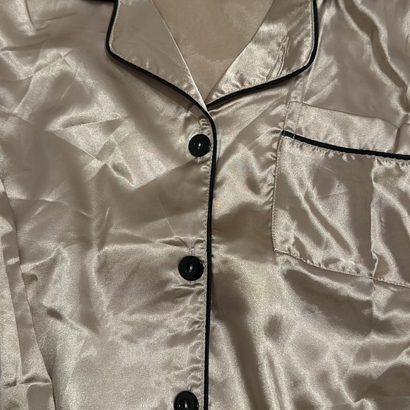 Pajama Set - Picture 4 of 7